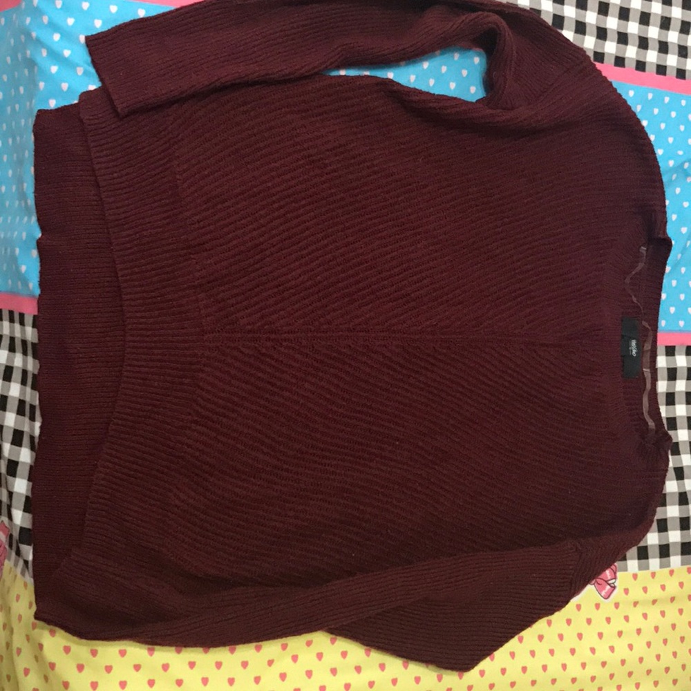 Mossimo burgundy sweater